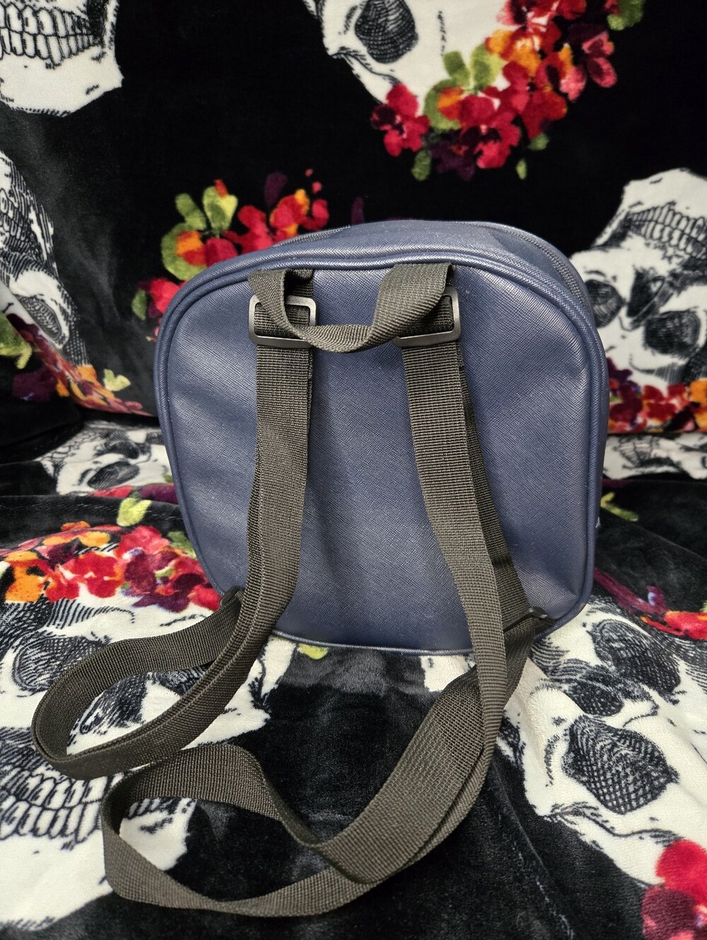 Disney Belle Beauty And The Beast Backpack - Picture 3 of 5